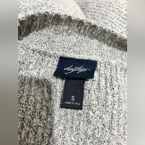 Daytrip Sweater Grey